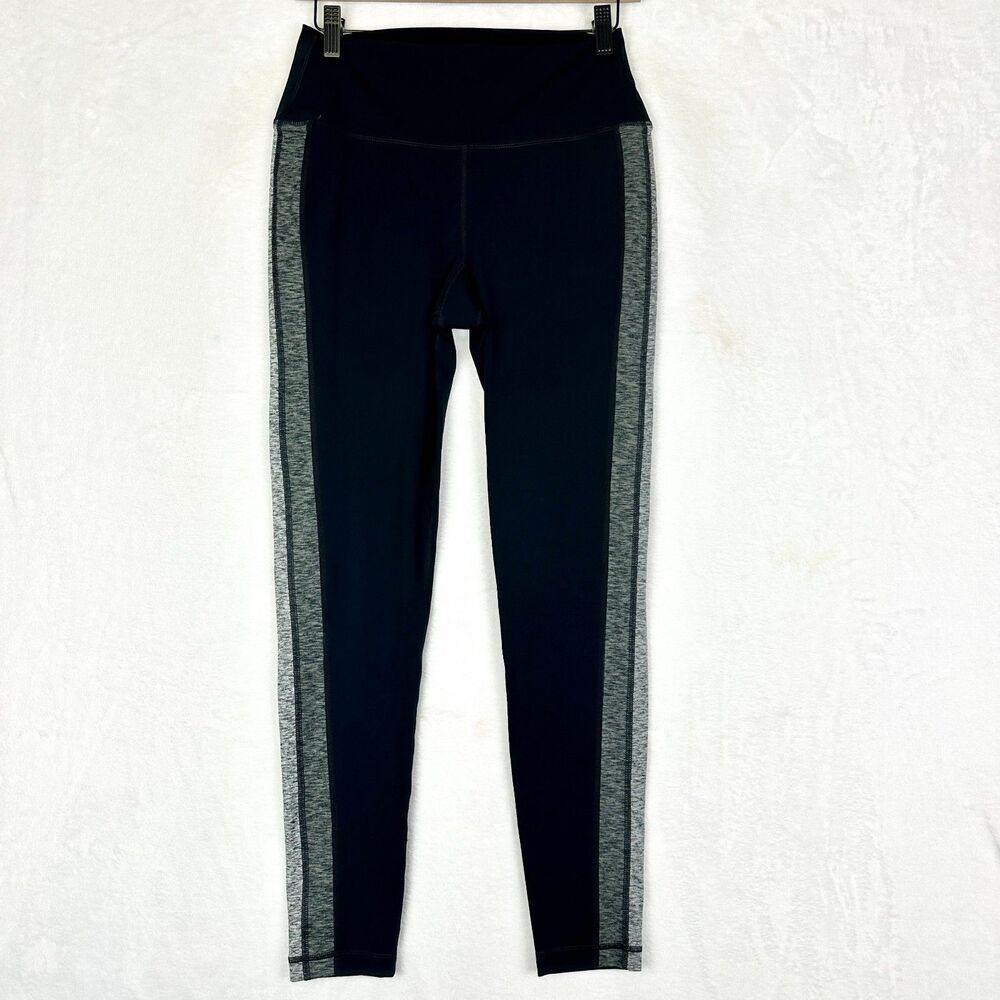 Vuori Women's Racer Leggings Size Medium Black Gray Stripe Athletic Running EUC